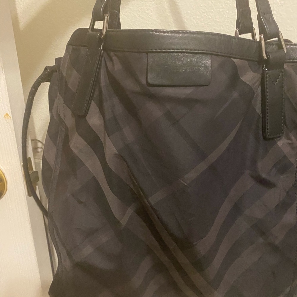Burberry birch tote gray